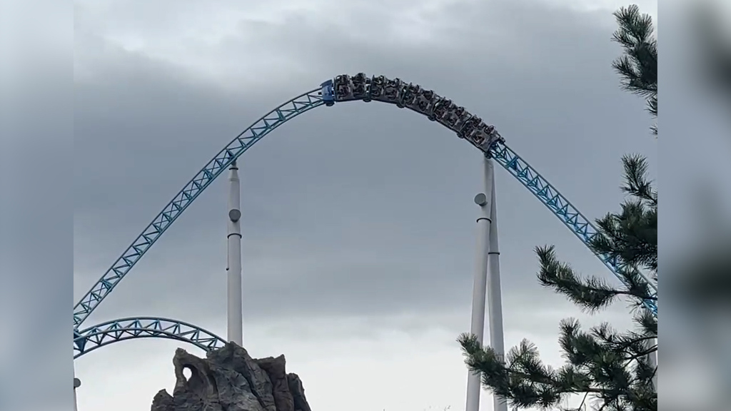 Panne im Europa-Park: Achterbahn rollt ungeplant rückwärts