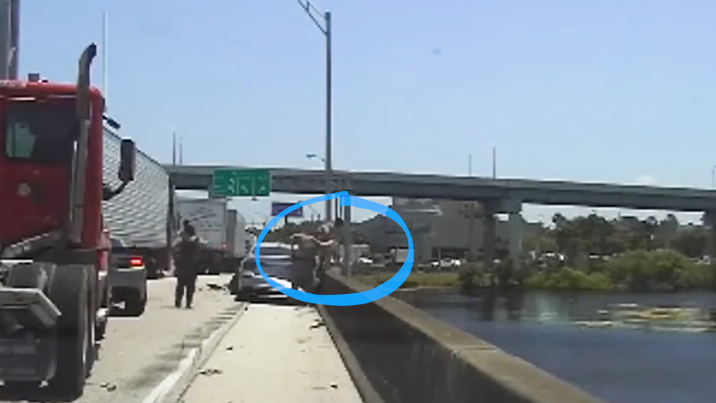 Mit 150 km/h in Miami: Fahrerin flüchtet bei Probefahrt und springt von der Brücke