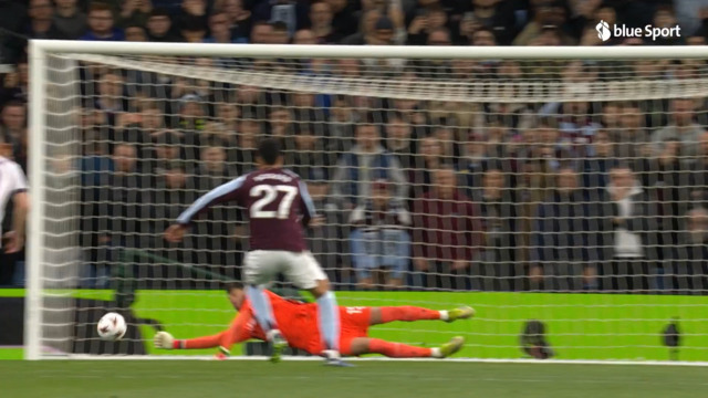 Rogers verschiesst Elfmeter