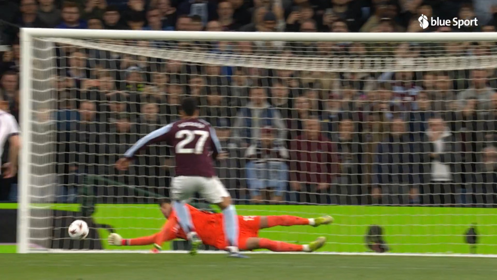 Rogers verschiesst Elfmeter