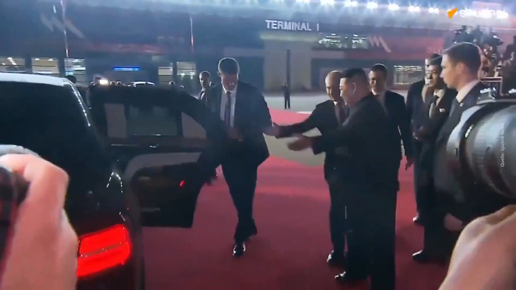 Wer lässt wem den Vortritt? Wladimir Putin und Kim Jong-Un sind sich uneinig