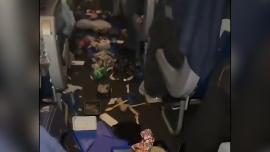 Notfall über dem Atlantik – Dreamliner-Passagiere: «Heftiger Stoss und abrupter Sinkflug»