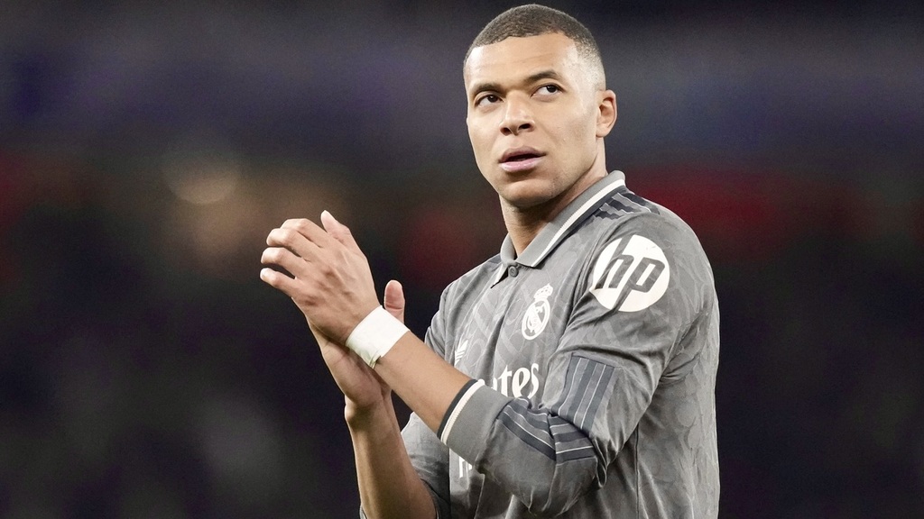 Mbappé fait saisir 55 millions d'euros sur les comptes du PSG