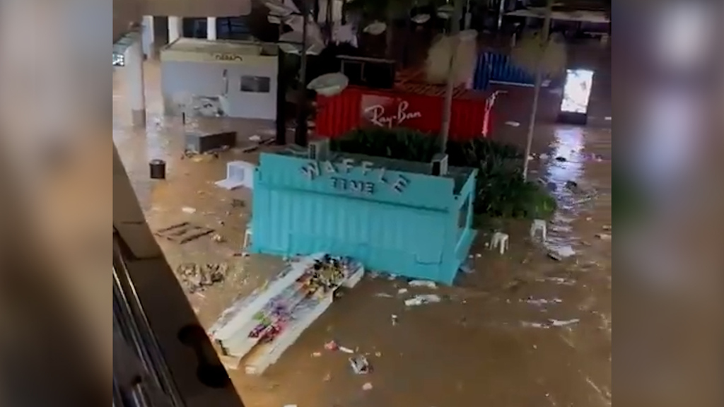 Videos zeigen: So verheerend ist die Situation in Spanien