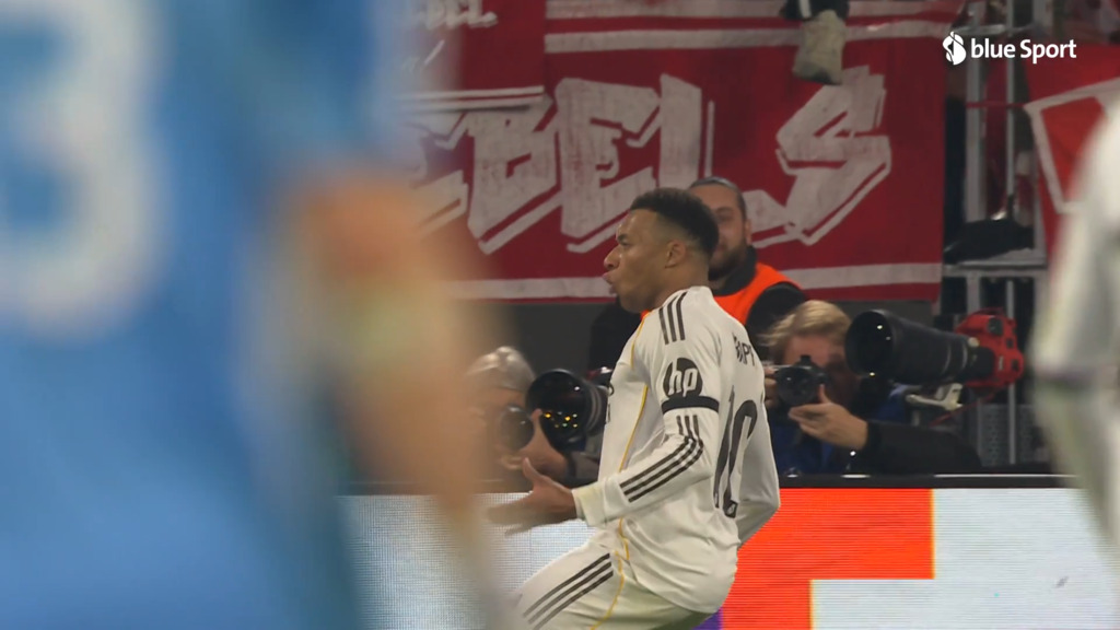 Mbappé stellt auf 3:2 – aber hätte das Tor überhaupt zählen dürfen?