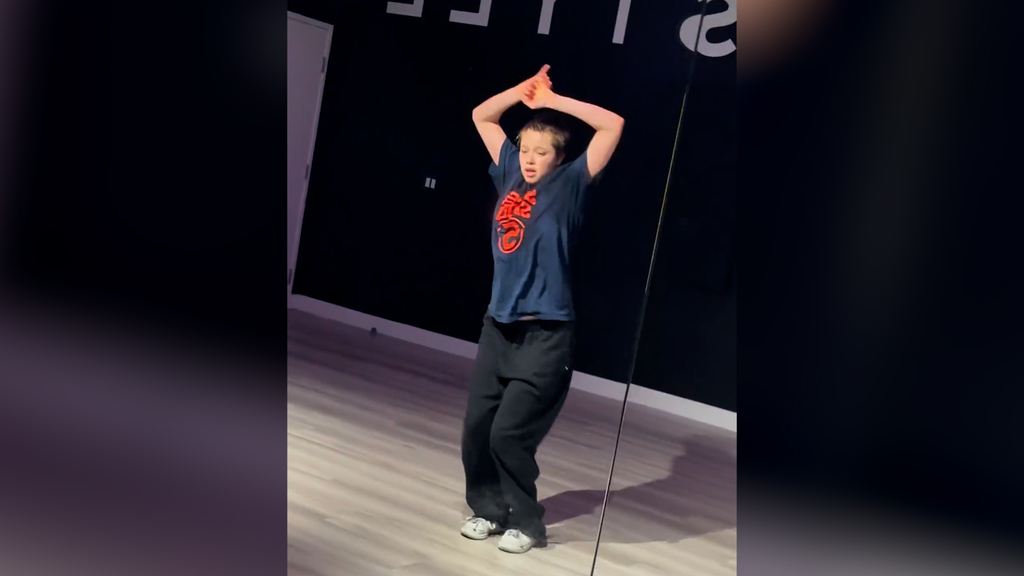 Ein Tänzchen für Papa Brad Pitt: Shiloh Jolie-Pitt zeigt cooles Moves