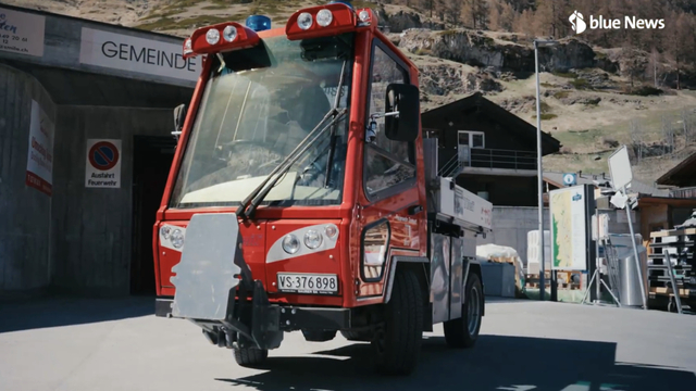 Zu Besuch beim vielleicht kleinsten Feuerwehrauto der Welt