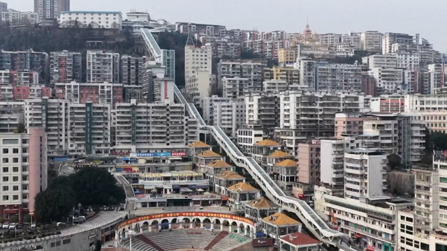 Made in Switzerland: Rekord-Rolltreppe in China eröffnet