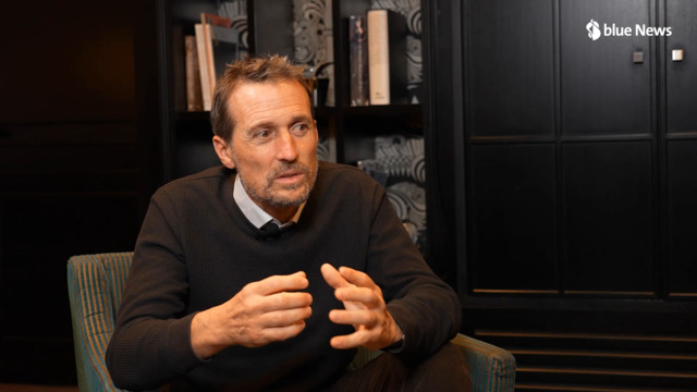 «C'était le moment, avant que mon père s'éteigne, de partager ce que j'ai reçu»