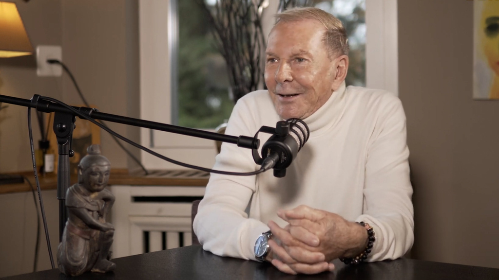 «Geringe Bildung und frech sein»: Kurt Aeschbacher geht hart mit Influencer*innen ins Gericht