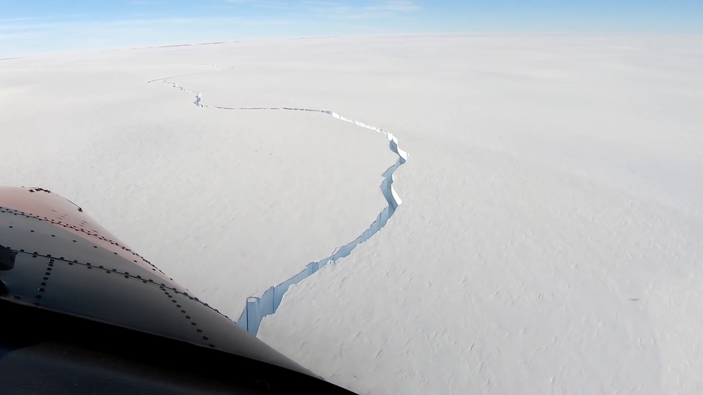 So gross wie der Gardasee: In der Antarktis bricht schon wieder ein XXL-Eisberg ab
