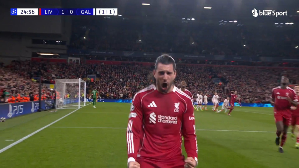 Szoboszlai accende Anfield Road