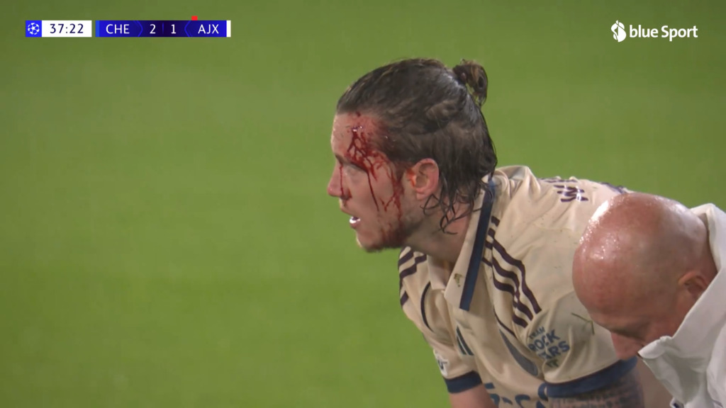 Ajax-Star Weghorst geht dort hin, wo es weh tut