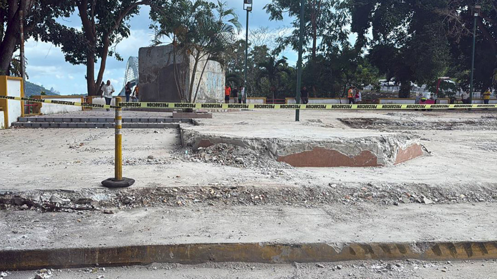 Machtkampf am Panamakanal – Wie eine Gemeinde aus Angst vor Trump ein chinesisches Denkmal abreissen liess