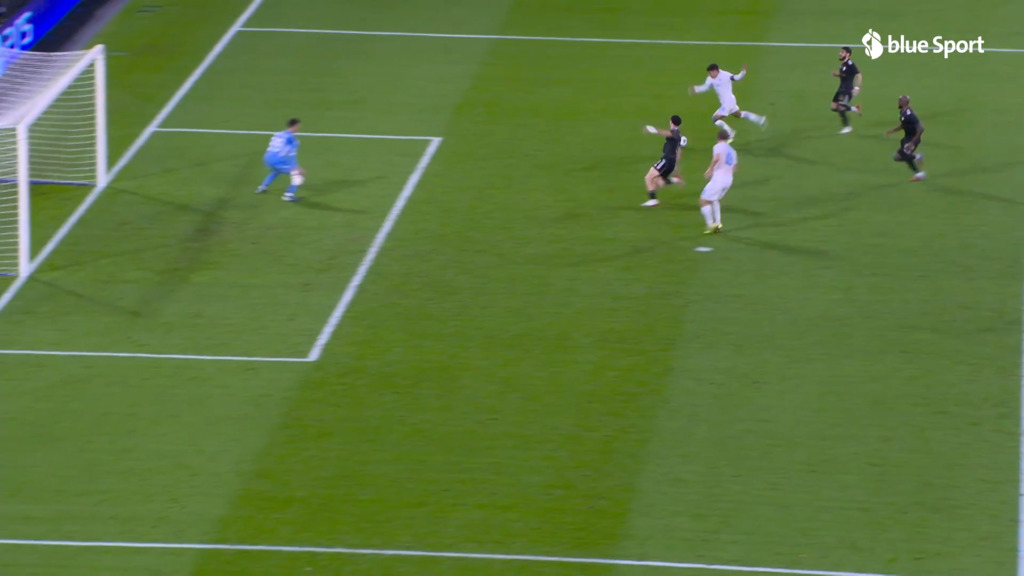 Di Lorenzo stolpert im dümmsten Moment