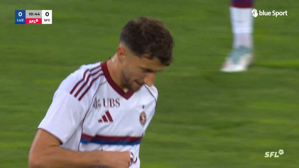 Stevanovic trifft zum 1:0 für Servette