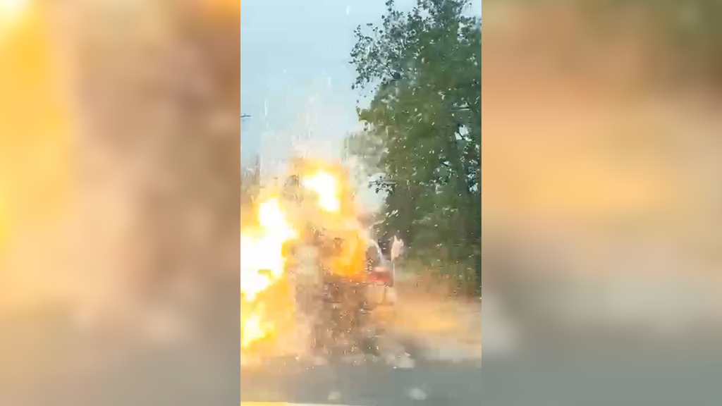 Schockmoment in der Ukraine: Russische Drohne trifft UNO-Auto