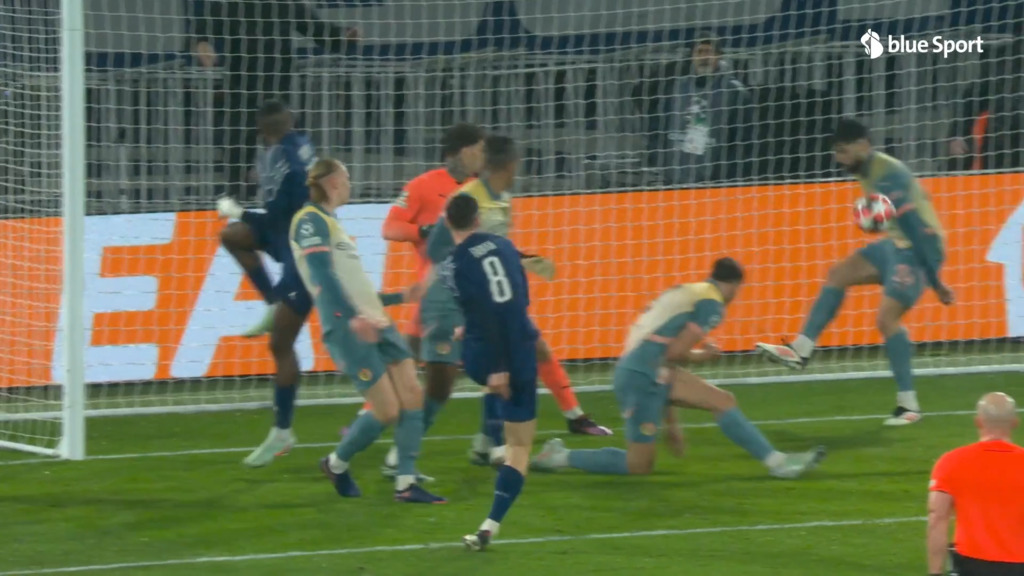 Gvardiol verhindert PSG-Führung auf der Linie