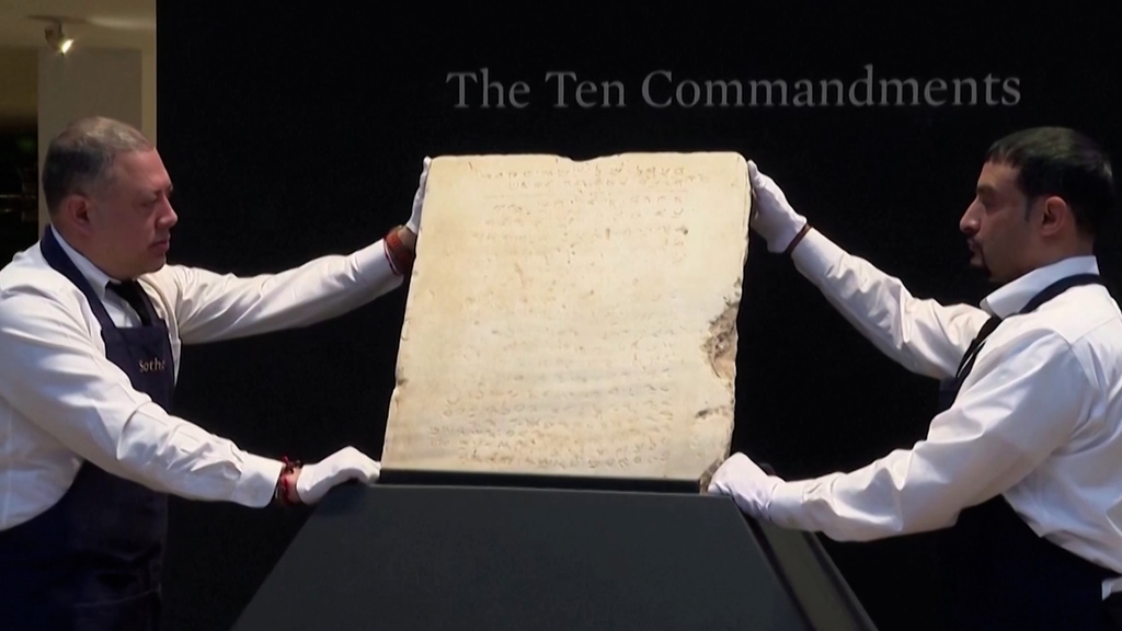 Seltener Fund aus Israel: Zehn-Gebote für 4,5 Millionen Franken versteigert