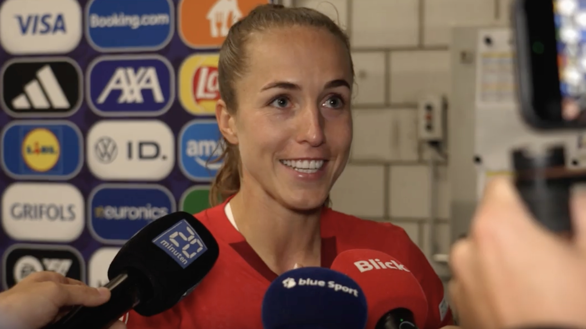 Lia Wälti: «Ich hatte vor dem Spiel schon drei Mal Tränen in den Augen»