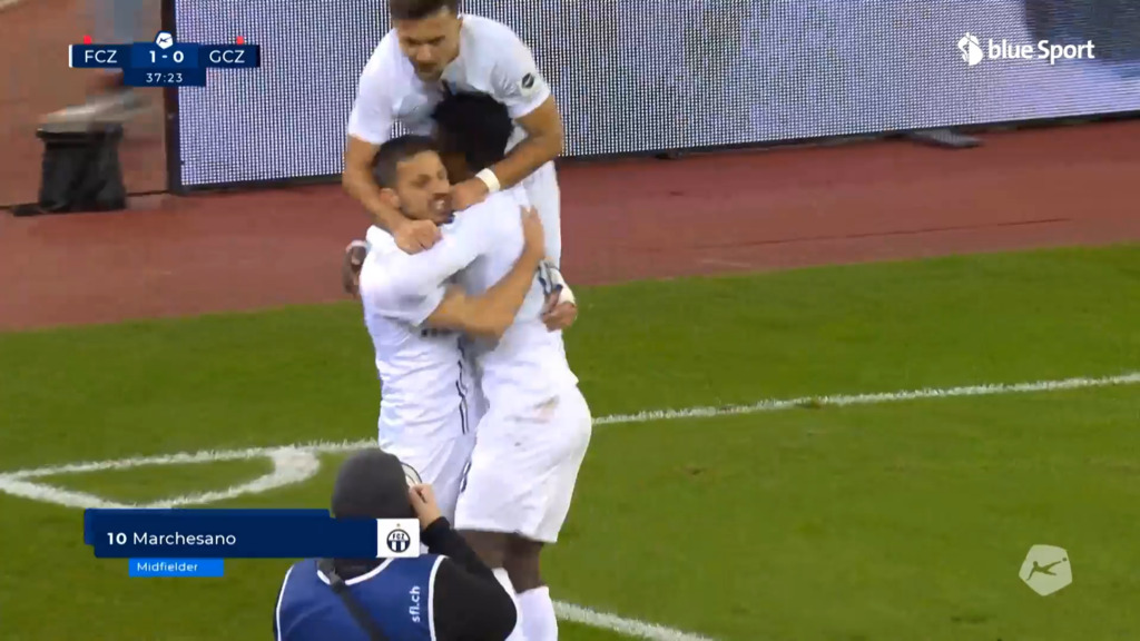 38. Minute: Marchesano bleibt cool und bringt den FCZ vom Punkt in Führung