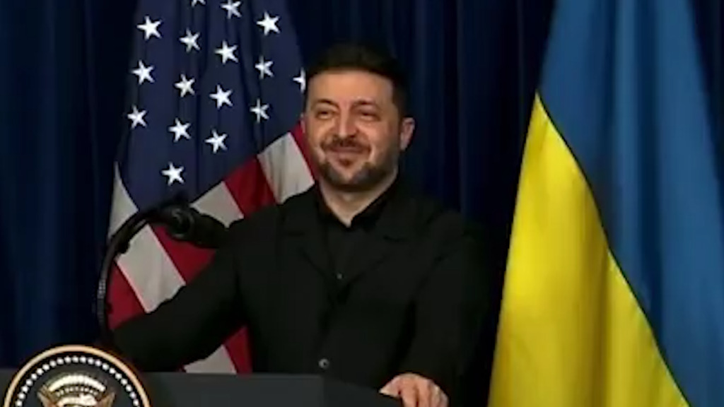 Selenskyjs «Selbstkontrolle» geht viral – nach Trumps bizarrer Aussage