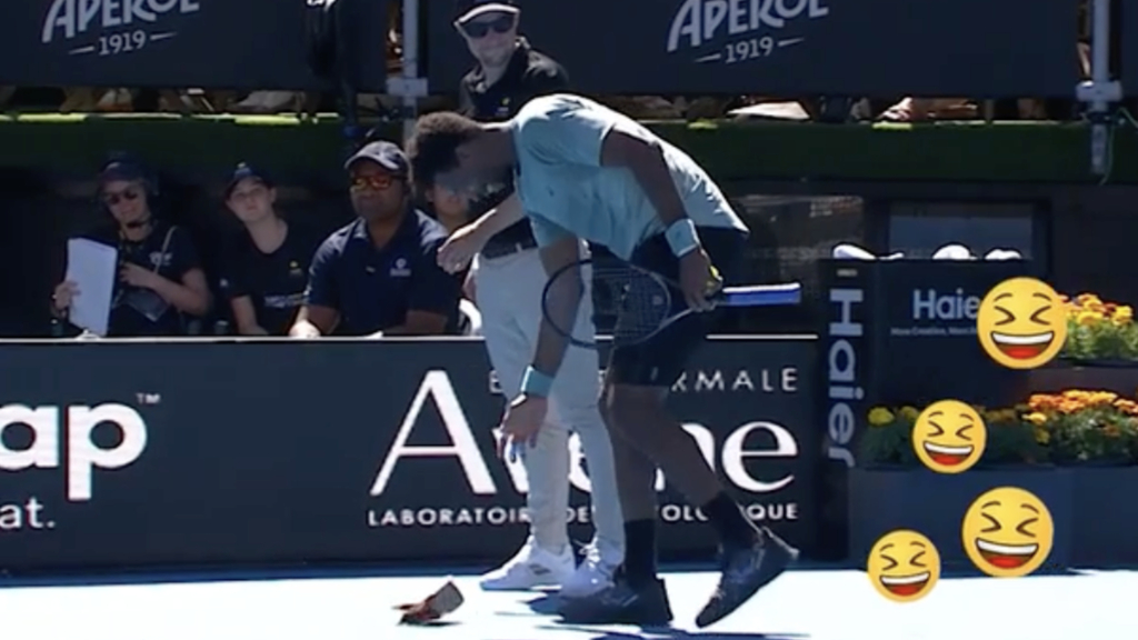 Monfils' grösster Gegner ist eine vom Winde verwehte Papiertüte