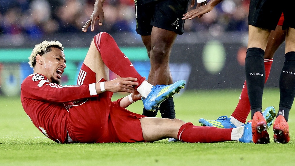 La grave blessure de Hugo Ekitiké