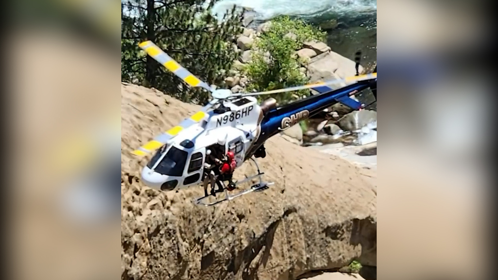 Gefährlicher Rettungseinsatz: Mann harrt zwei Tage hinter Wasserfall aus