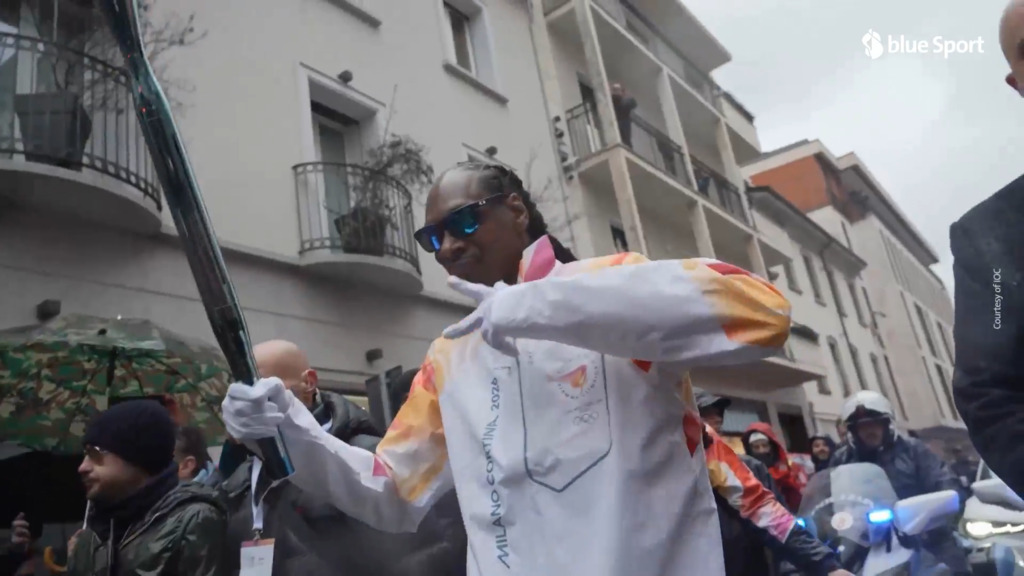 Fackelträger Snoop Dogg mischt italienische Kleinstadt auf