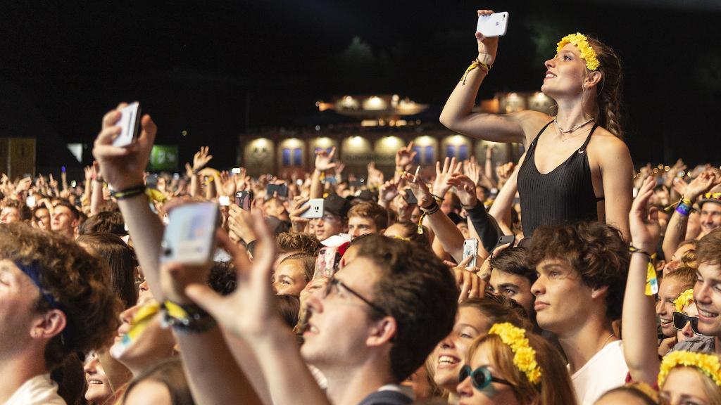 Frage der Woche:  Sollten Grossveranstaltungen mit mehr als 1'000 Menschen wieder erlaubt werden?