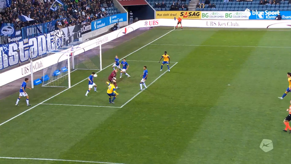 Dorn rettet gegen Muci kurz vor der Linie