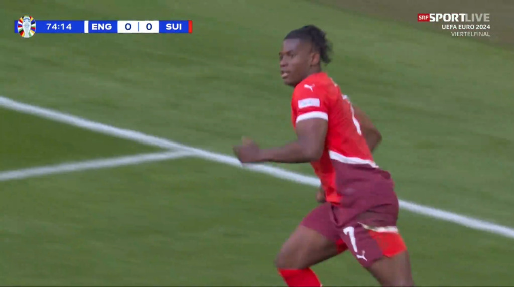 Embolo bringt die Schweiz gegen England in Führung