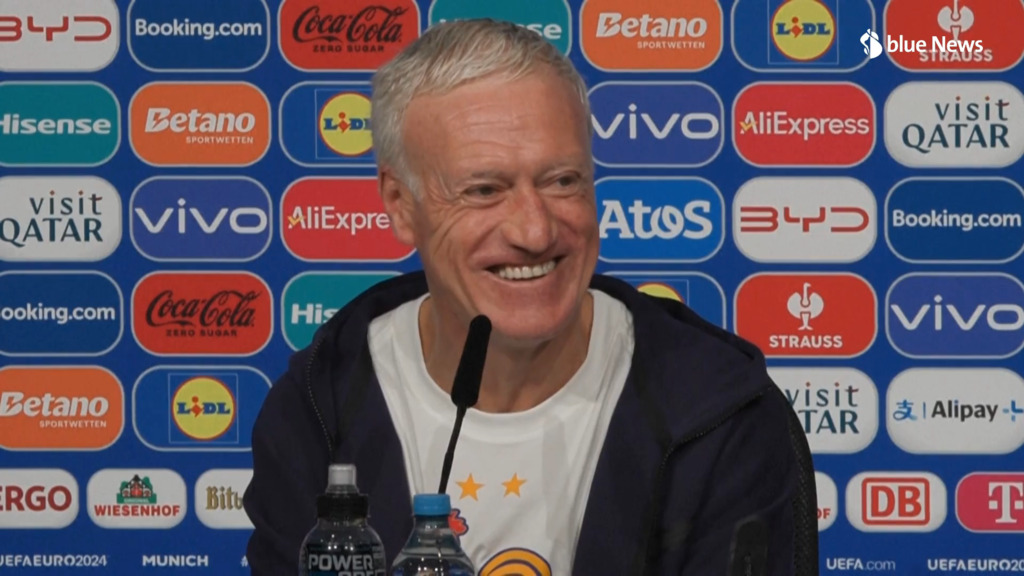 Deschamps : «Si vous vous ennuyez, regardez autre chose !»