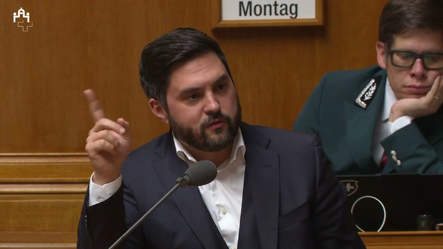 SP-Co-Präsident Cédric Wermuth reagiert auf Pamini