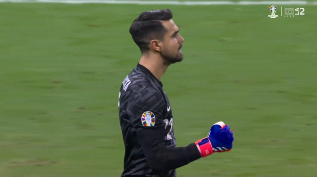 Il terzo rigore parato da Diogo Costa