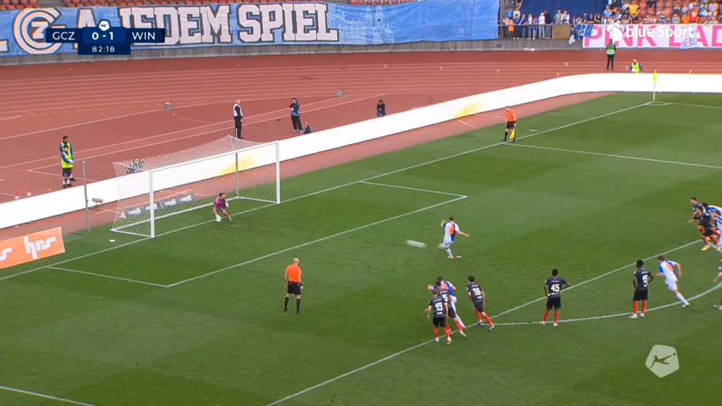 Kapino hält Morandis Penalty