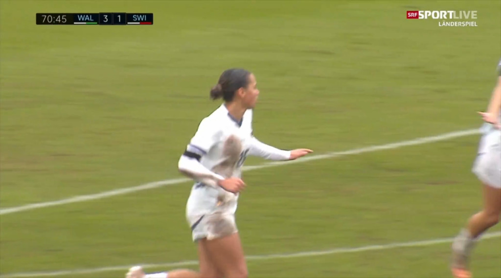 71. Minute: Wales patzt im Spielaufbau – Beney bedankt sich und verkürzt zum 2:3