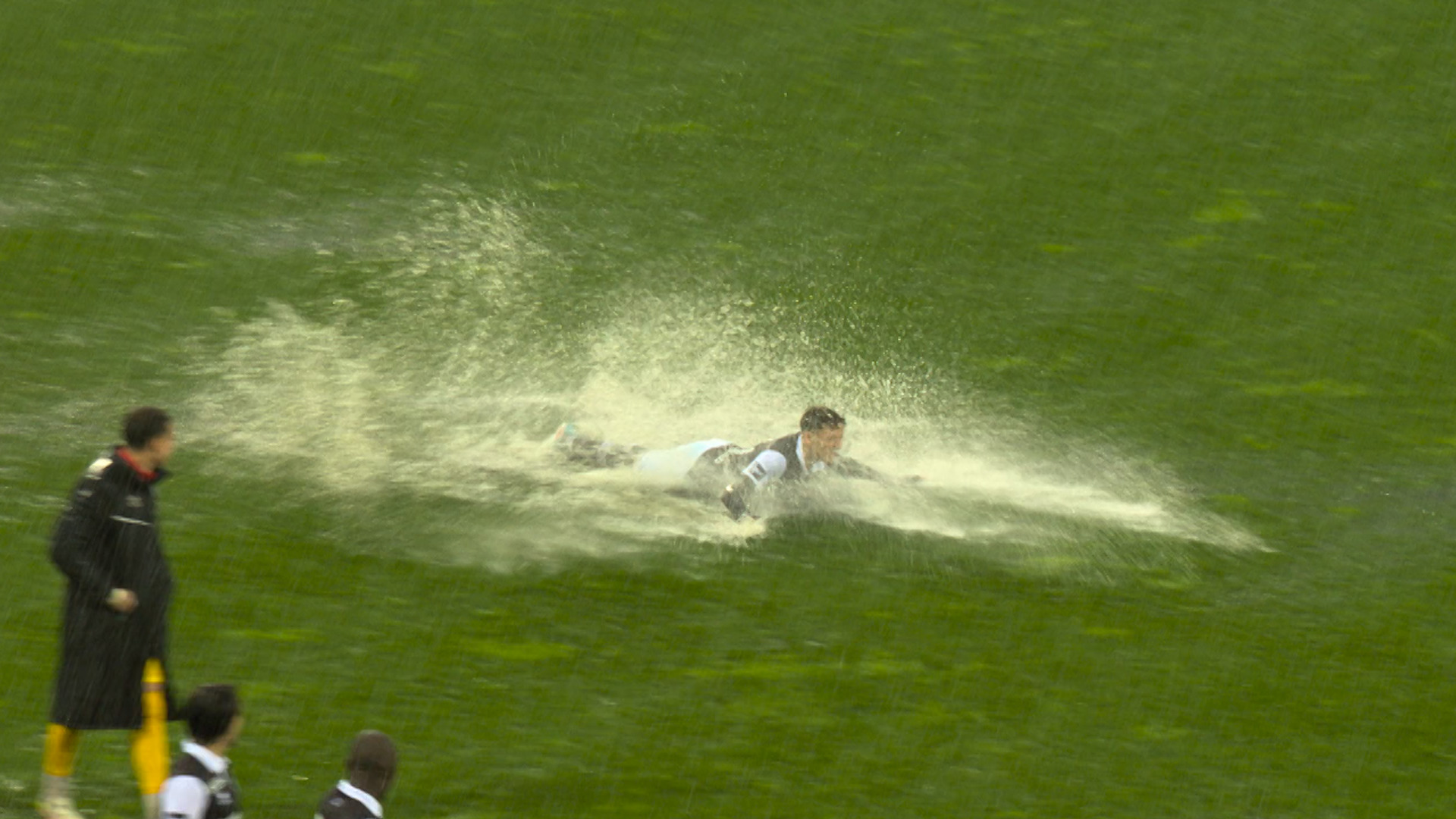 Die skurrilsten Fussball-Szenen des Jahres 2025