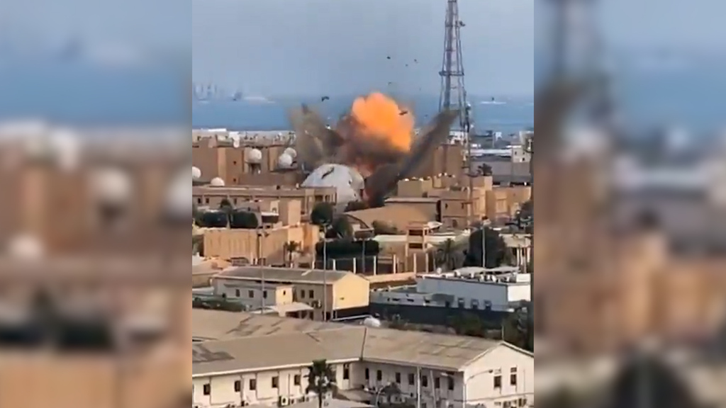 L'Iran attacca gli Stati del Golfo che ospitano l'esercito statunitense