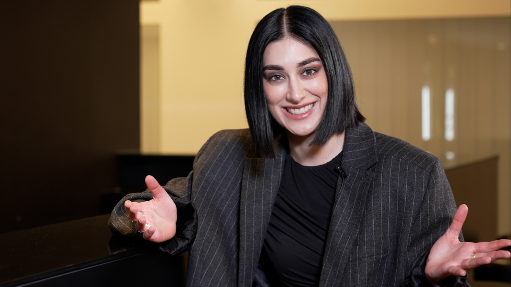 Elif über Schmerz und Schweizer Raclette-Käse