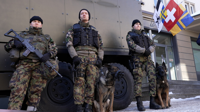 5000 Soldaten und tausende Polizisten: Sogar bewaffnete Kampfjets sind am WEF im Einsatz