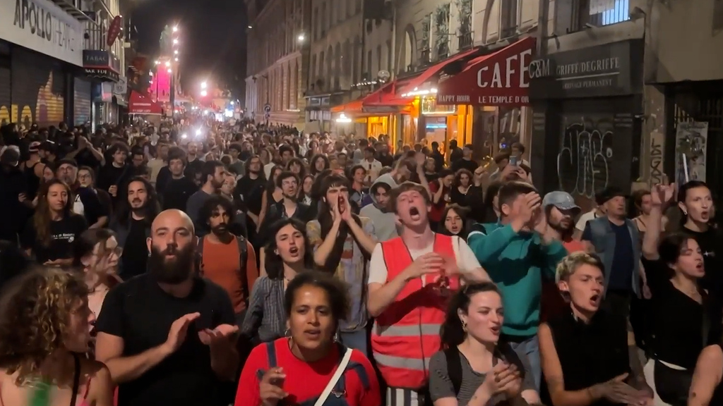 Drohender Rechtsrutsch: Ausschreitungen in Frankreich nach Le Pens Wahlsieg