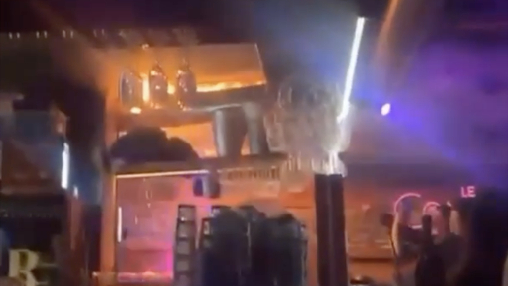 Crans-Montana: Neues Video soll Bar-Decke in Flammen zeigen