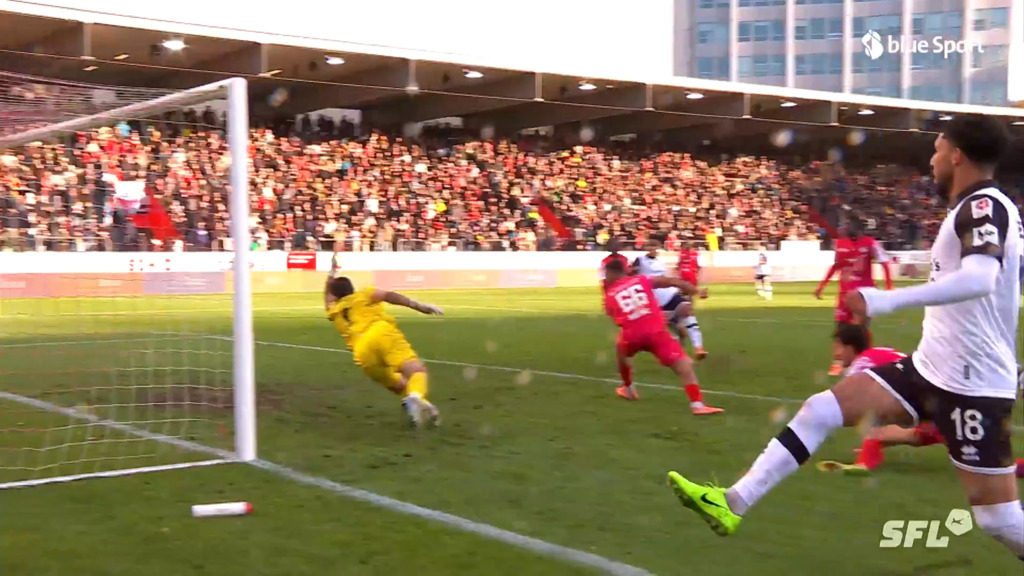 Behrens schiebt zum 3:2 für Lugano ein