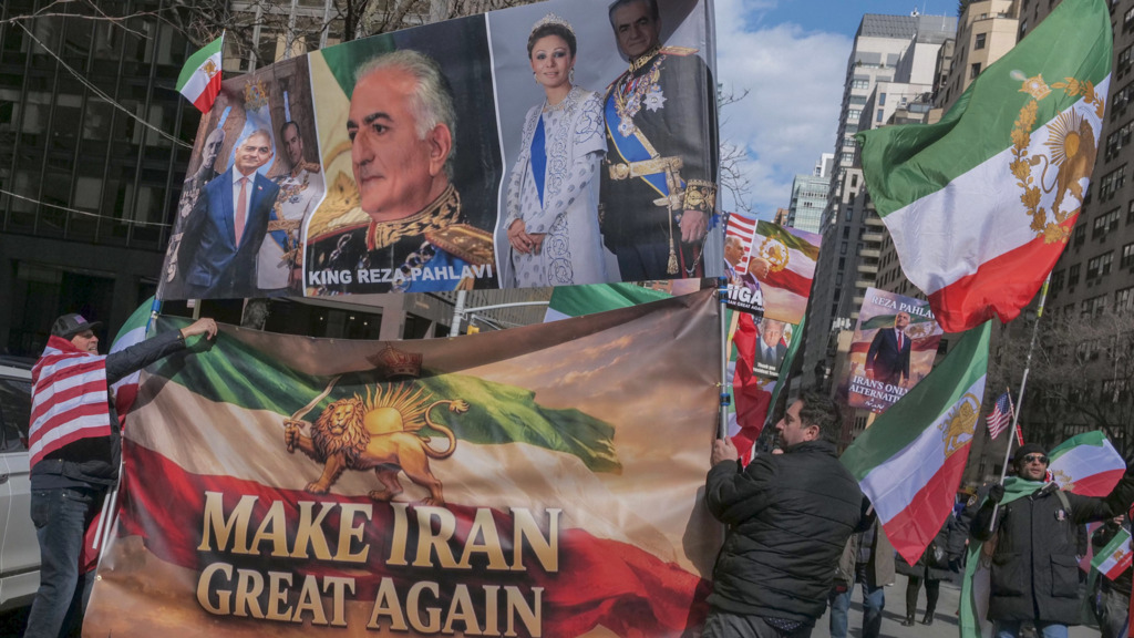 Zwischen Theokratie und Republik – So funktioniert Irans Machtapparat – und was jetzt auf dem Spiel steht