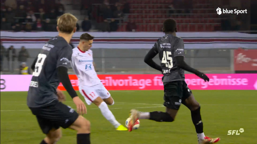 Nächster Alu-Treffer für Sion: Kronig-Hammer streift die Latte