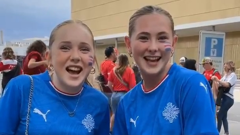 Auch die Island-Fans sind beim Wankdorf angekommen