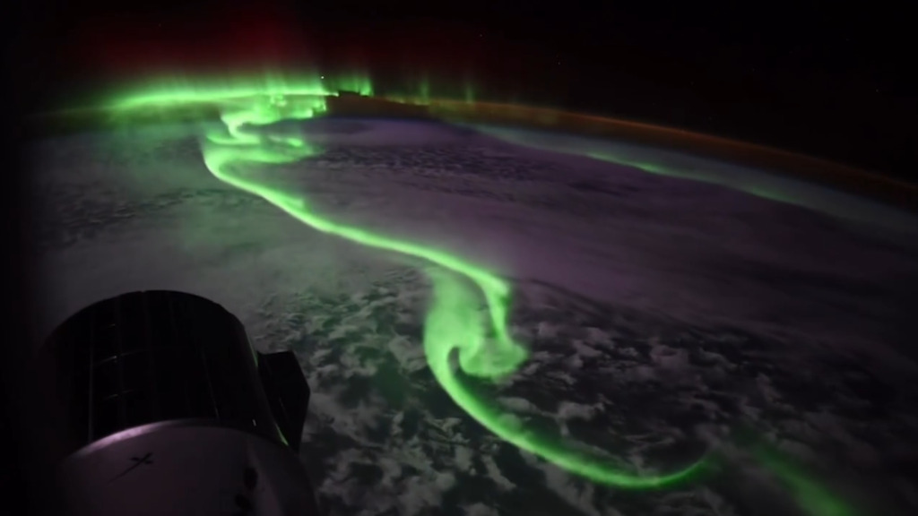 Atemberaubende Perspektive: NASA-Astronautin filmt Polarlichter aus dem All