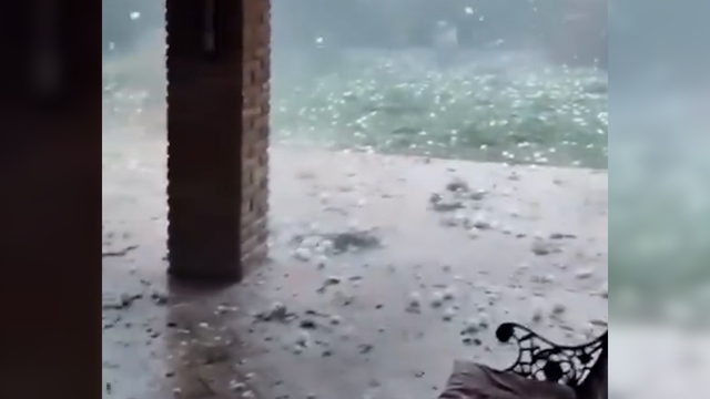 Spektakuläre Aufnahmen in Nebraska: Diese Hagelkörner sind so gross wie Tennisbälle